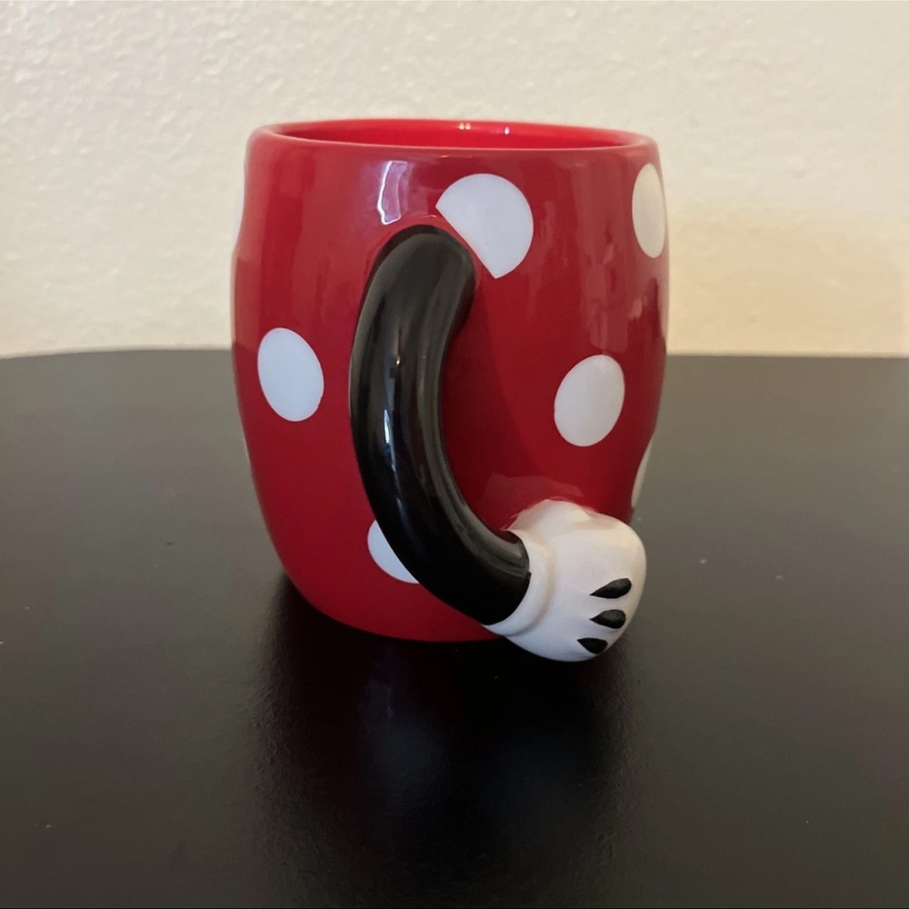 Disney Galerie Mug Minnie Mouse Red White Polka-dots Arm Handles 13 oz - Picture 2 of 6